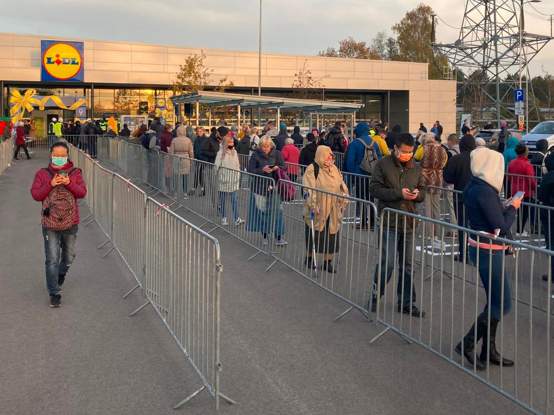 Discounter auf neuen Wegen: Frankreichs Jugend trägt Lidl statt