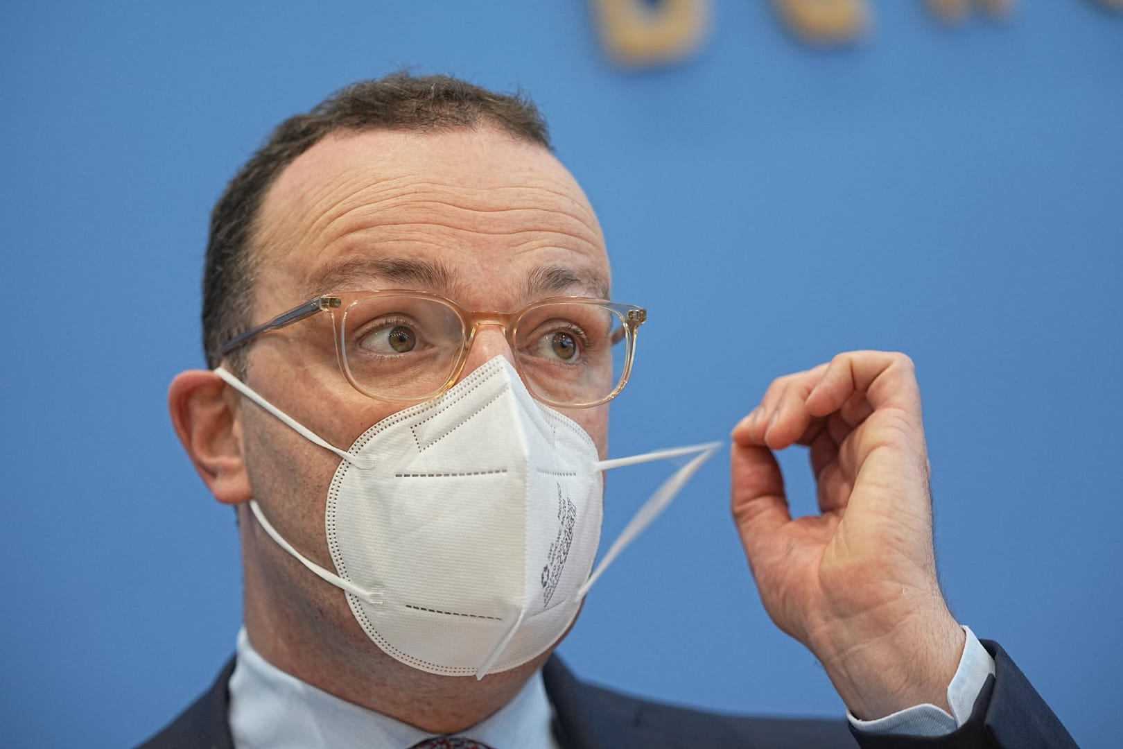 Jens Spahn: Der Bundesgesundheitsminister freut sich über Neuigkeiten zur Impfquote.
