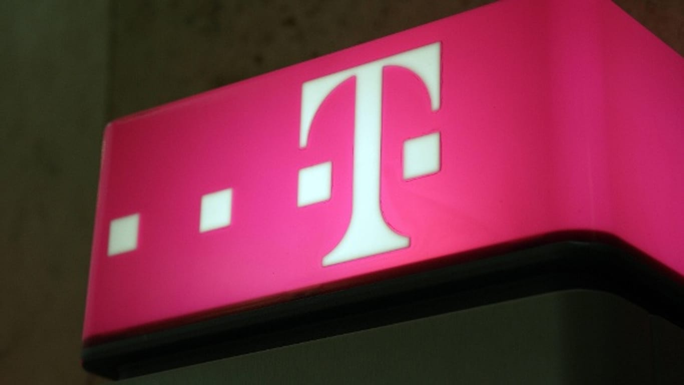 Das Logo der Telekom (Symbolbild): In der Hauptstadt hatte der Anbieter am Donnerstag mit Ausfällen zu kämpfen.