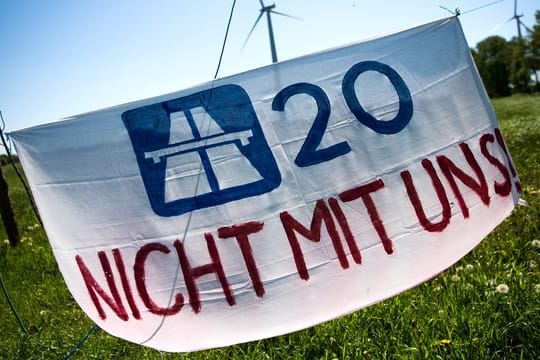 Protest gegen Weiterbau der Autobahn A20