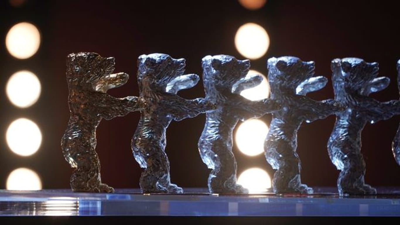 Fester Bestandteil jeder Berlinale: die Verleihung der Bären für herausragende filmische Leistungen.