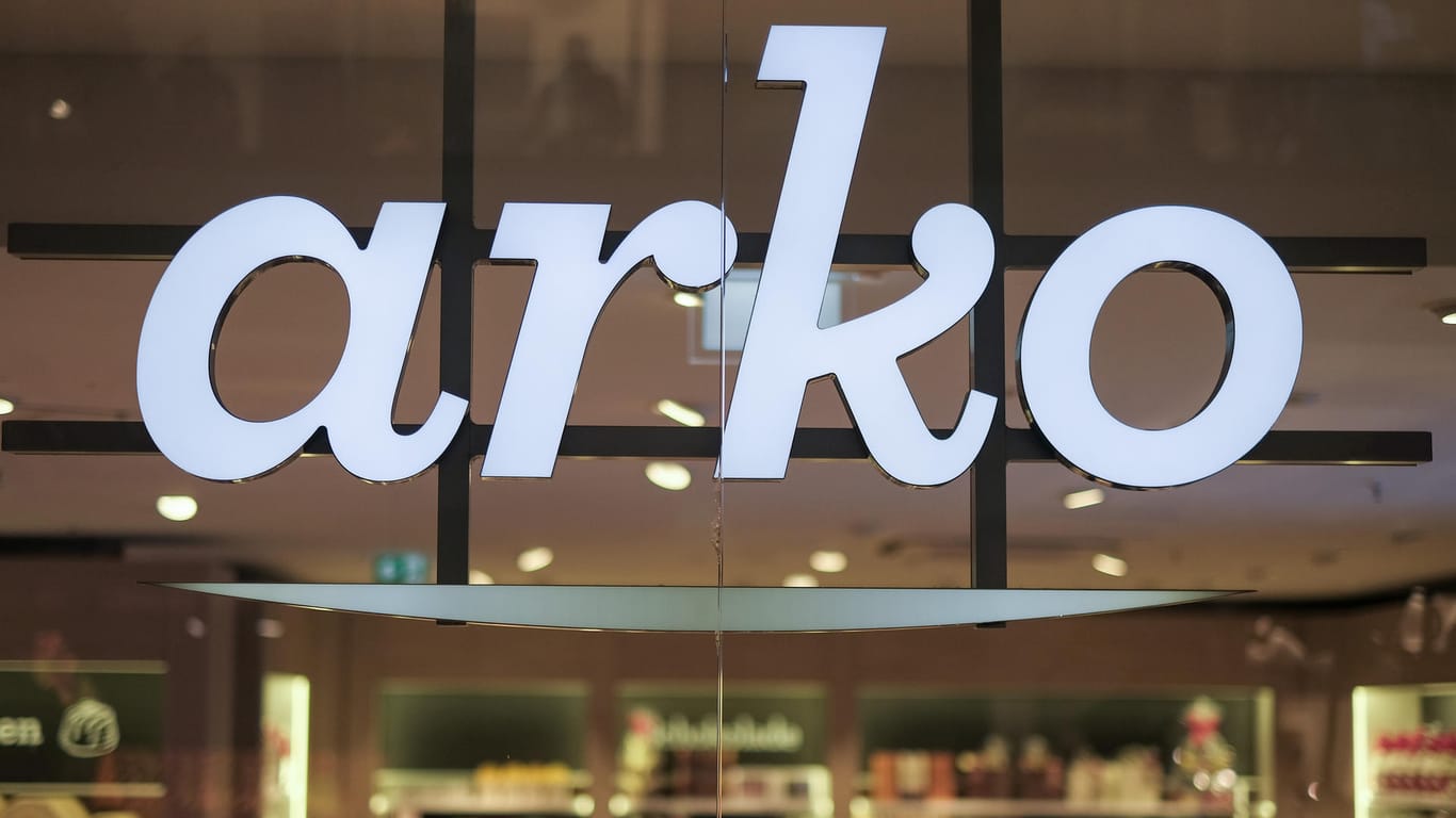 Das Arko-Logo an einer Hamburger Filiale: Der Süßwarenhändler ist saniert.