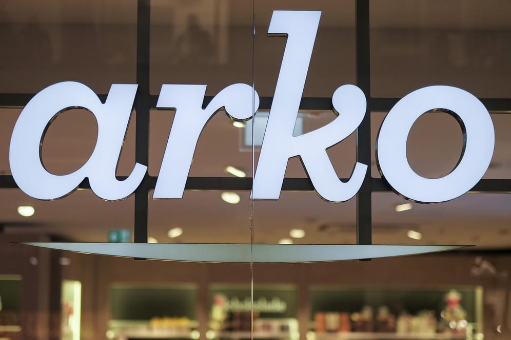 Das Arko-Logo an einer Hamburger Filiale: Der Süßwarenhändler ist saniert.