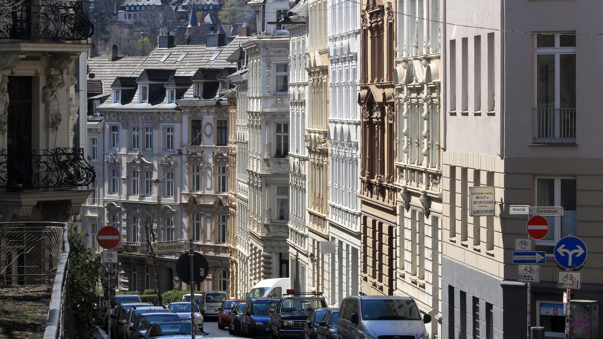 Marienstraße im Ölbergviertel: Der Name geht darauf zurück, dass hier einst Petroleumlampen für Beleuchtung sorgten.