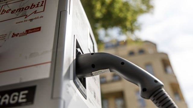 Elektroautos und Plug-in-Hybride: Bei den in 2021 bisher zugelassenen haben deutsche Hersteller die Nase vorne. (Symbolbild.)