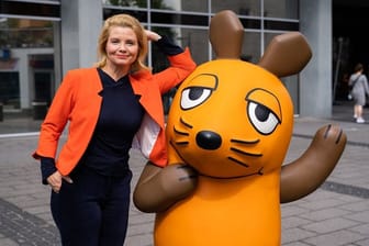 Annette Frier mit der "Maus": Zu hören ist die Stimme der Schauspielerin bereits seit längerem in der Sendung.