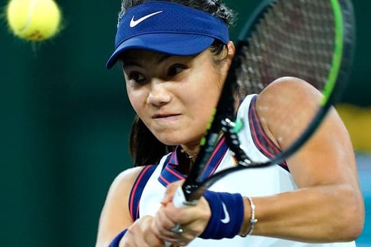 Früh in Indian Wells ausgeschieden: Emma Raducanu in Aktion.