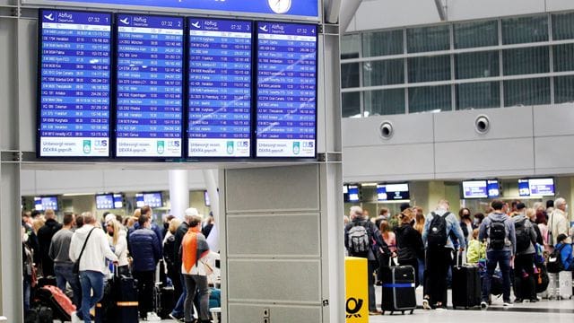 Reiseverkehr am Flughafen Düsseldorf