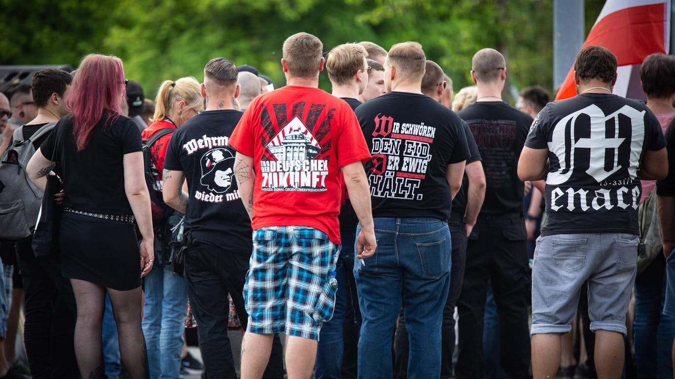 Neonazis demonstrieren im Juni 2019 in Chemnitz: Sachsen hat ein massives Problem mit Rechtsextremismus.