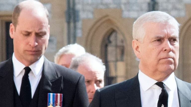 Prinz William und Prinz Andrew bei der Beerdigung von Prinz Philip: kein Fan von Onkel Andrew." Prinz Andrew ist bereits Ende 2019 von seinen öffentlichen Aufgaben zurückgetreten.