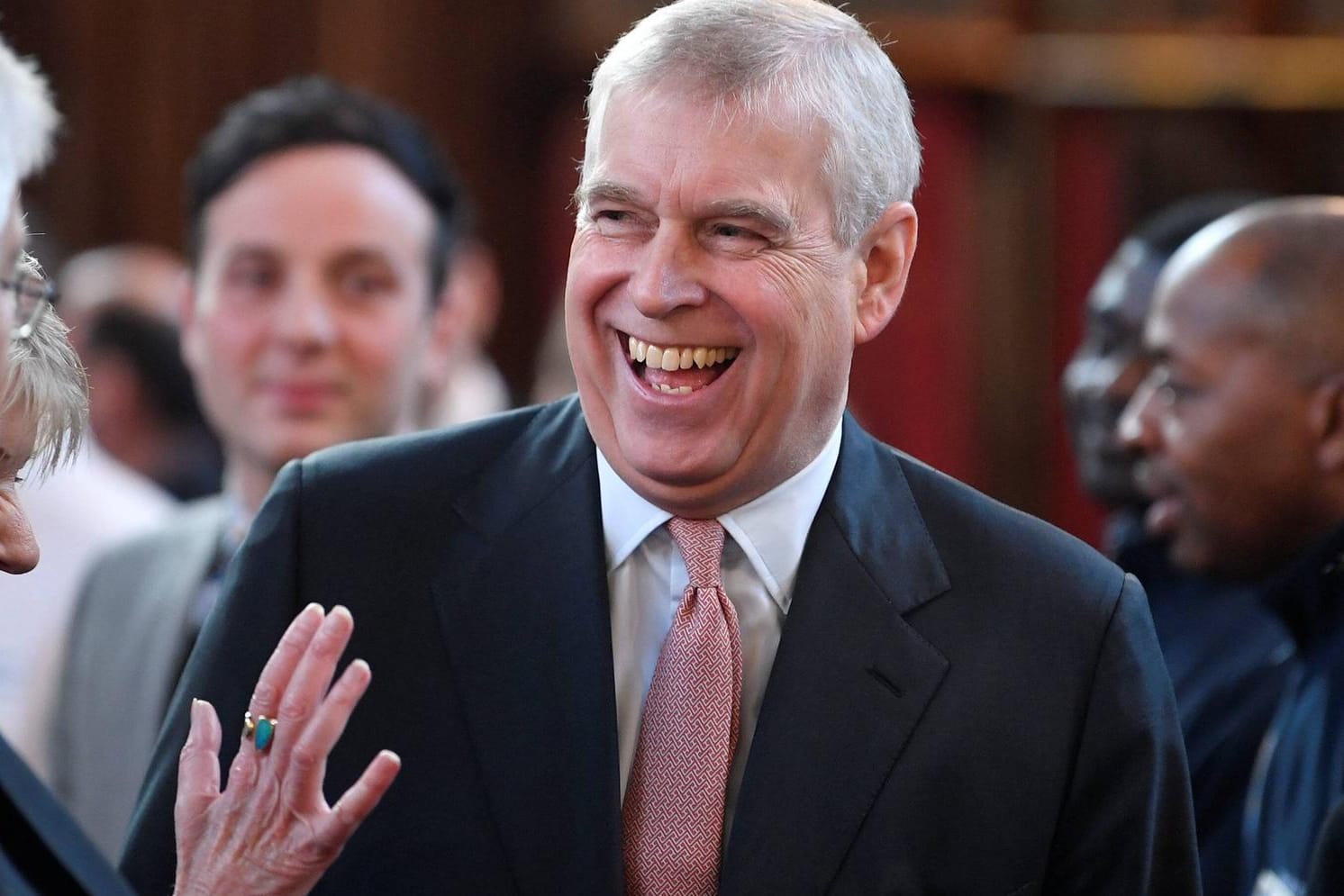 Prinz Andrew: Der 61-Jährige hat Grund zur Freude. Die Polizei in London wird nicht weiter gegen den Royal ermitteln.