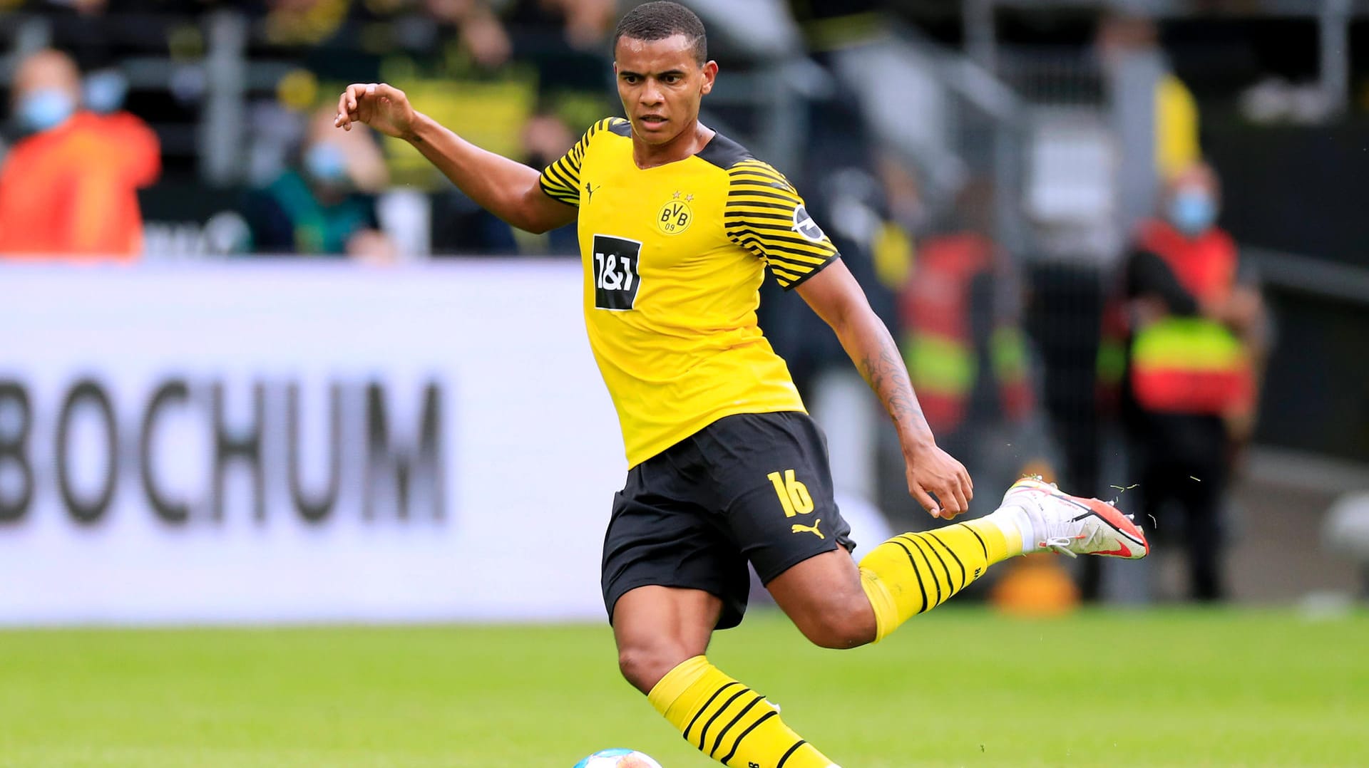 Manuel Akanji: Der Verteidiger fehlt dem Klub nun erst einmal verletzt.