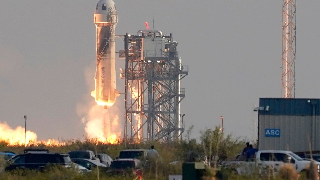Die "New-Shepard"-Rakete von Blue Origin beim Start am 20.