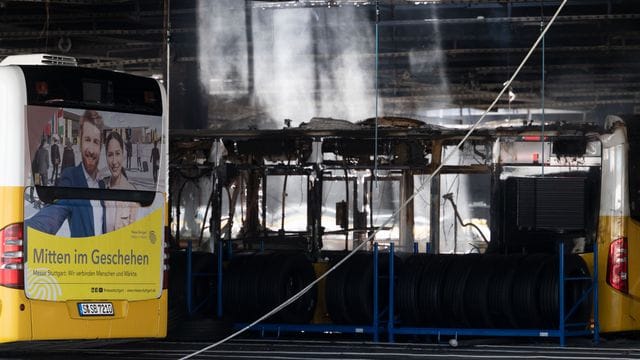 Großbrand in Busdepot