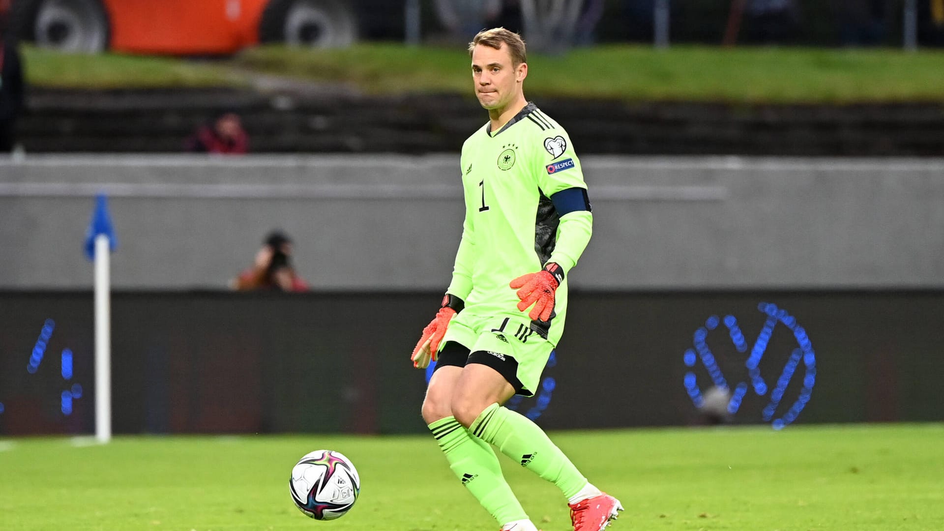 Manuel Neuer: Im ersten Durchgang kaum gefordert, nach der Pause mit einem Wackler, als er einen hastigen Rückpass von Thilo Kehrer unter Druck zum Gegner spielte. Danach auch in der zweiten Hälfte beschäftigungslos. Note 3