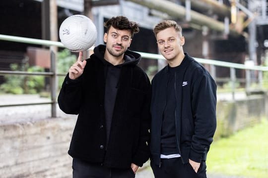 Erfreuen sich einer großen Anhängerschaft auf ihren Social-Media-Kanälen: Marcel (l) und Pascal Gurk.