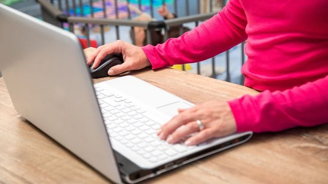 Wer sich als alleinerziehende Mutter oder alleinerziehender Vater einen Steuerfreibetrag von mehr als 4000 Euro sichern möchte, sollte noch bis zum 30. Wer sich als alleinerziehende Mutter oder alleinerziehender Vater einen Steuerfreibetrag von mehr als 4000 Euro sichern möchte, sollte noch bis zum 30.