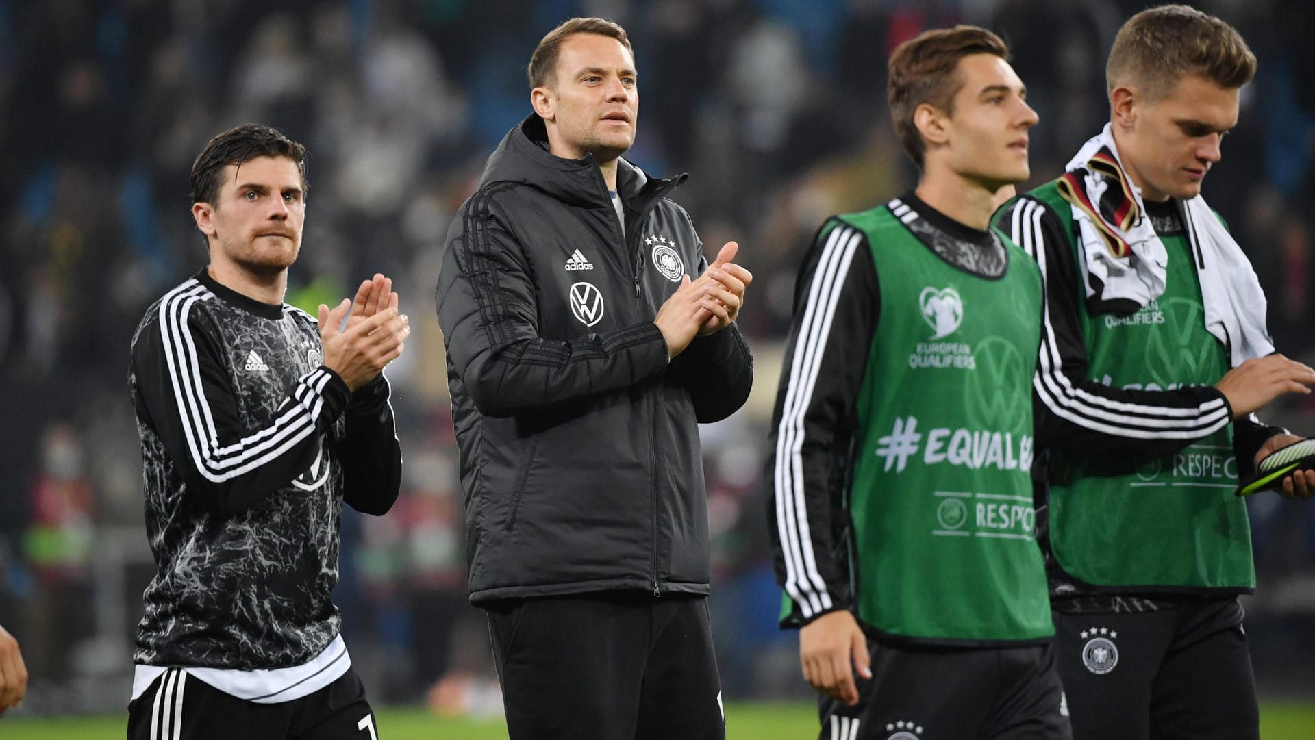 Die Nationalspieler Jonas Hoffmann, Manuel Neuer, Florian Neuhaus und Matthias Ginter: Nicht alle gehören aktuell zum Stammpersonal der DFB-Elf.