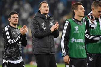 Die Nationalspieler Jonas Hoffmann, Manuel Neuer, Florian Neuhaus und Matthias Ginter: Nicht alle gehören aktuell zum Stammpersonal der DFB-Elf.
