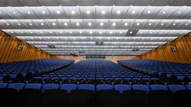 Leerer Hörsaal an Uni Münster Leerer Hörsaal an Uni Münster