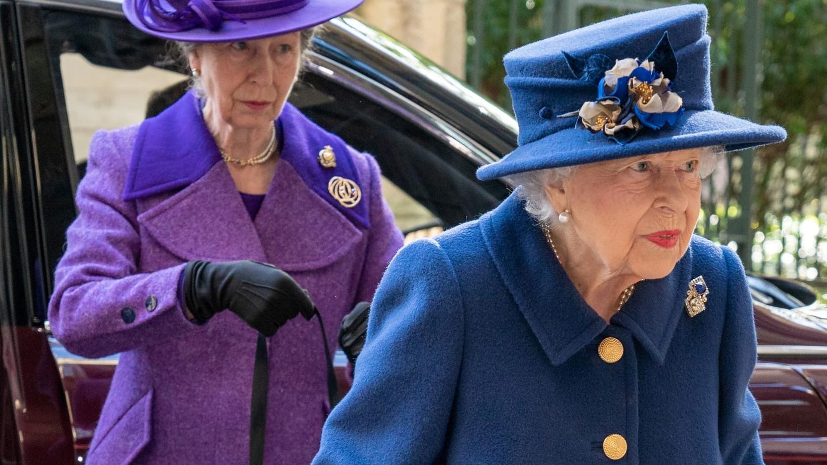 Prinzessin Anne und Queen Elizabeth II.: Tochter und Mutter kommen am Dienstag an der Westminster Abbey in London an.