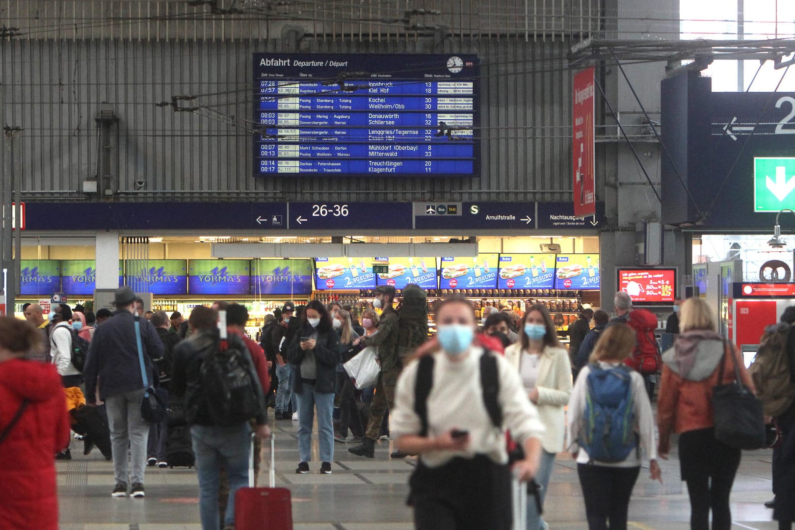 Bahnreisen: Ab Mittwoch können die Tickets für die Weihnachtstage gebucht werden.