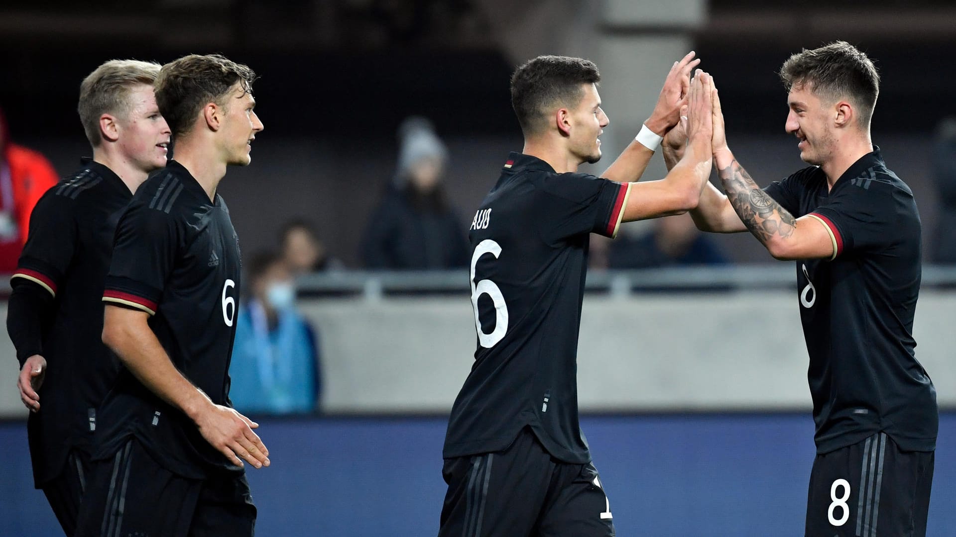 Sieg gegen Ungarn: Die deutsche U21 ist in Jubellaune.