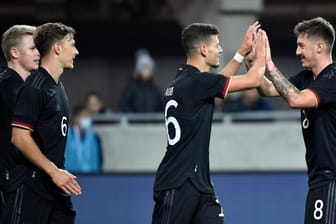 Sieg gegen Ungarn: Die deutsche U21 ist in Jubellaune.