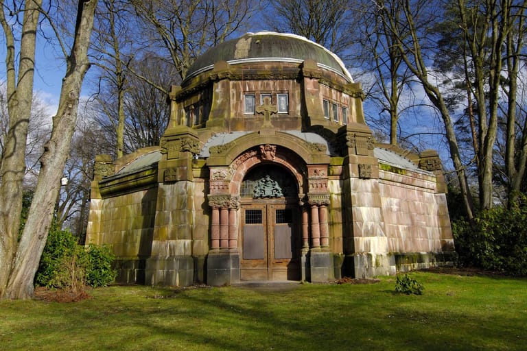 Mausoleum Baron von Schröder auf dem Friedhof Ohlsdorf: Es wurde 1906 errichtet.