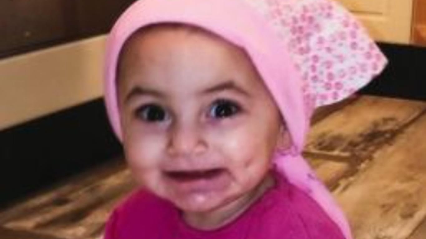 Die einjährige vermisste Medina: Wer hat das kleine Kind gesehen?