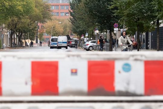 Vor der Räumung der linken Bauwagensiedlung