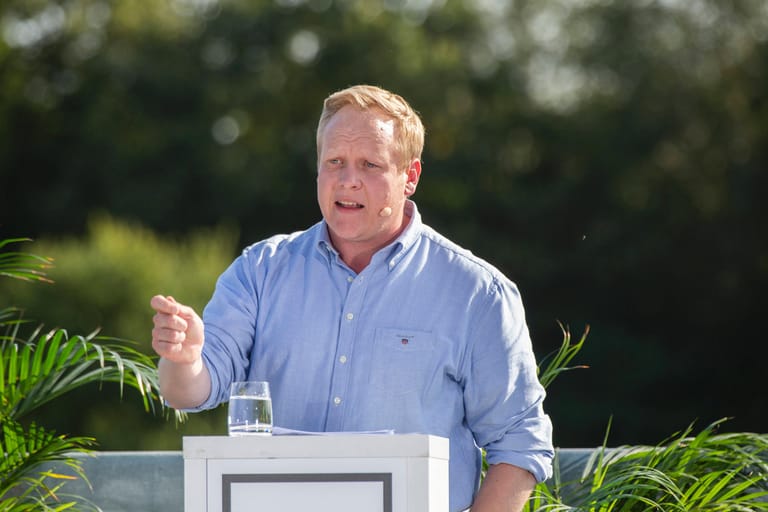 Tilman Kuban: Der Chef der Jungen Union gilt als einflussreicher Netzwerker. Seine Kritiker werfen ihm vor, selbst schon wie ein alter Mann daherzukommen, dabei ist Kuban erst 34 Jahre alt. Wenn die CDU auf einen eher konservativen Kurs einschwenkt, könnte er eines der prägenden Gesichter werden.