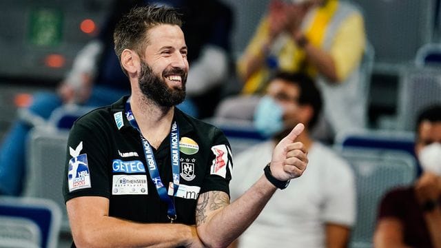 Sein Team präsentiert sich in Topform: Magdeburgs Trainer Bennet Wiegert. Sein Team präsentiert sich in Topform: Magdeburgs Trainer Bennet Wiegert.