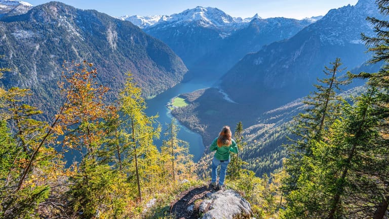 Nationalpark Berchtesgaden: Ein Panoramablick auf den Königssee ist auch im Herbst grandios.