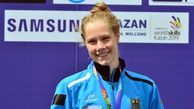 Die Olympia-Starterin und mehrfache deutsche Meisterin Finnia Wunram beendet ihre aktive Schwimm-Karriere. Die Olympia-Starterin und mehrfache deutsche Meisterin Finnia Wunram beendet ihre aktive Schwimm-Karriere.