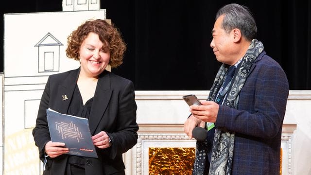Die beiden Jurymitglieder Jekaterina Bordacheva und Kim Sang-hwa.