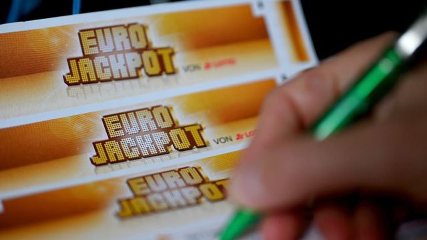 Der Eurojackpot in Höhe von rund 33 Millionen Euro ging diesmal nach Niedersachsen.
