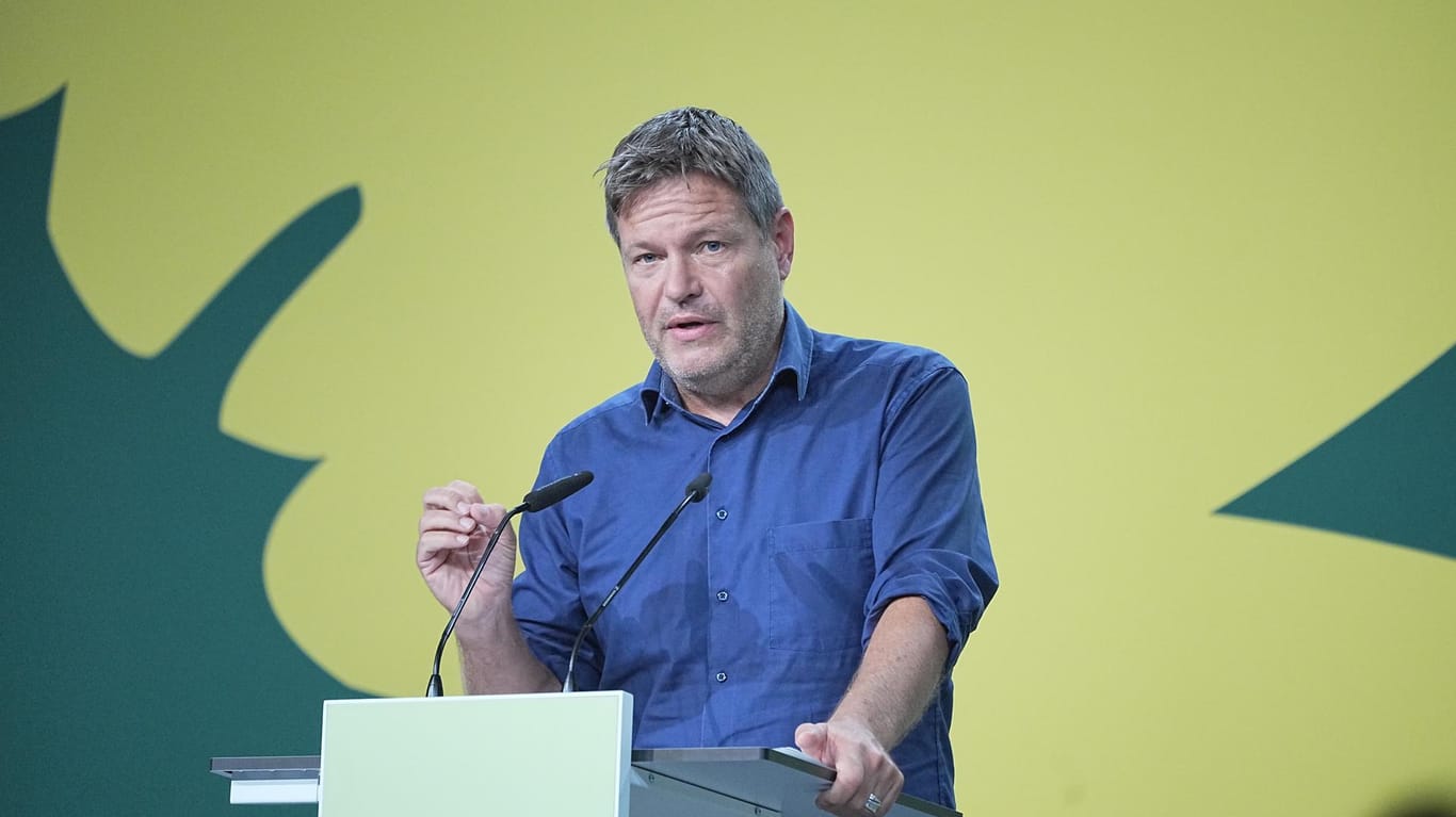 Grünen-Chef Robert Habeck: Er wirbt auf dem Parteitag für die Aufnahme von Koalitionsverhandlungen mit SPD und FDP.