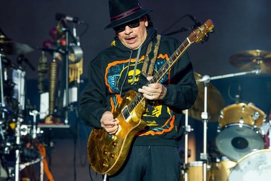 Carlos Santana musiziert auf seinem neuen Album mit zahlreichen prominenten Gästen.