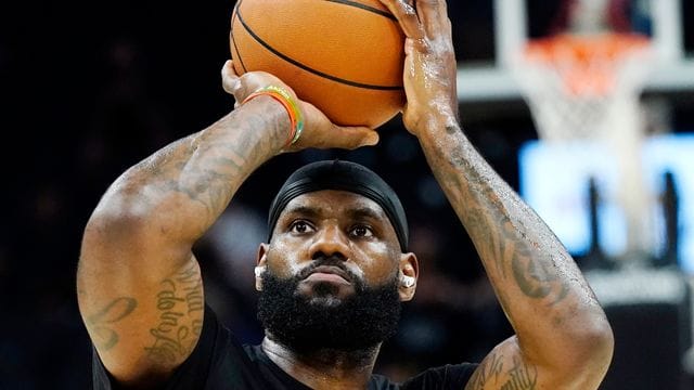 Könnte in der neuen Saison seinen fünften Titel holen: LeBron James von den Los Angeles Lakers. Könnte in der neuen Saison seinen fünften Titel holen: LeBron James von den Los Angeles Lakers.