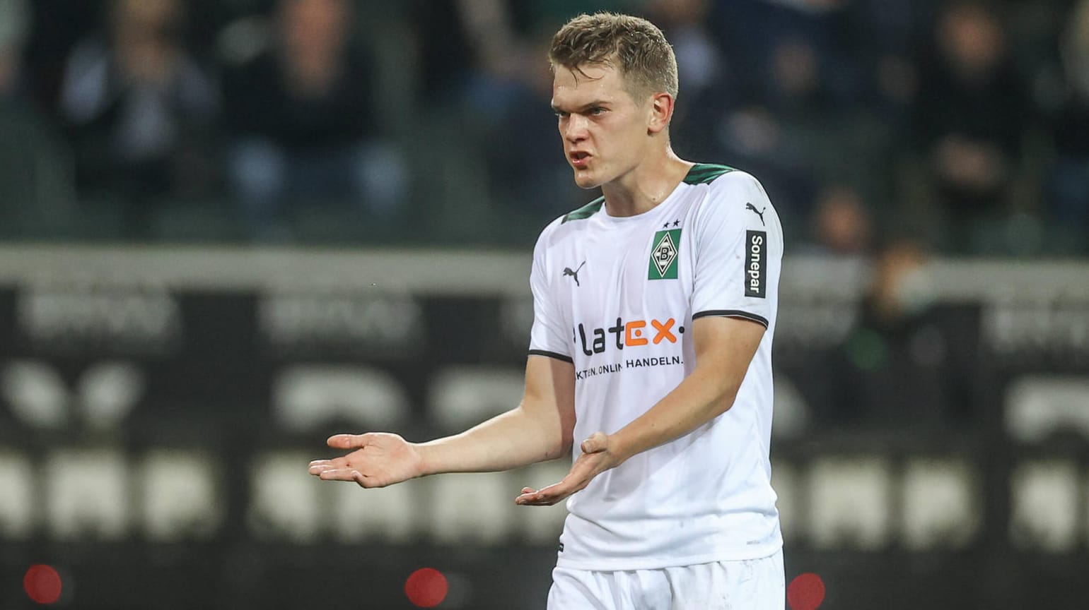 Bleibt er oder geht er? Die Zukunft von Nationalspieler Matthias Ginter in Gladbach ist unklar. Bleibt er oder geht er? Die Zukunft von Nationalspieler Matthias Ginter in Gladbach ist unklar.