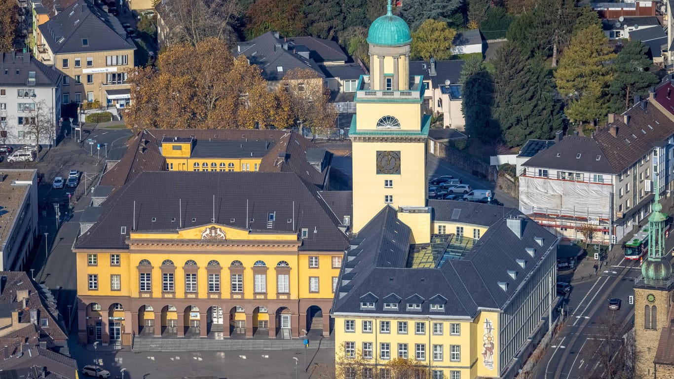 Das Rathaus von Witten (Archivbild): Ein Hackerangriff legt derzeit die Stadtverwaltung lahm.