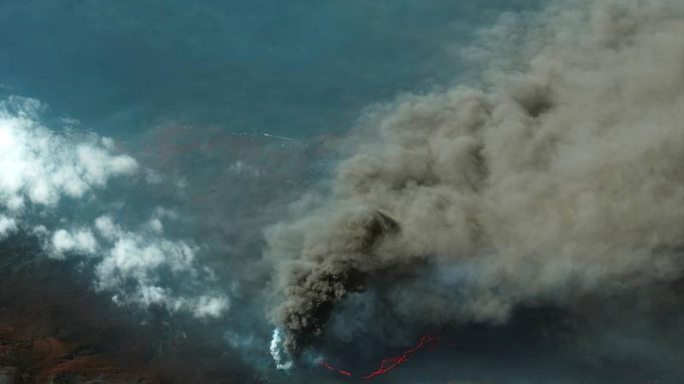 Cumbre Vieja: Der Vulkan auf La Palma spuckt seit dem 19. September Lava und Asche.