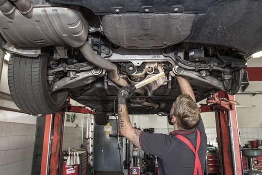 Nicht jedes Auto schafft die Hauptuntersuchung beim ersten Mal, für die Nachprüfung gilt eine Frist.