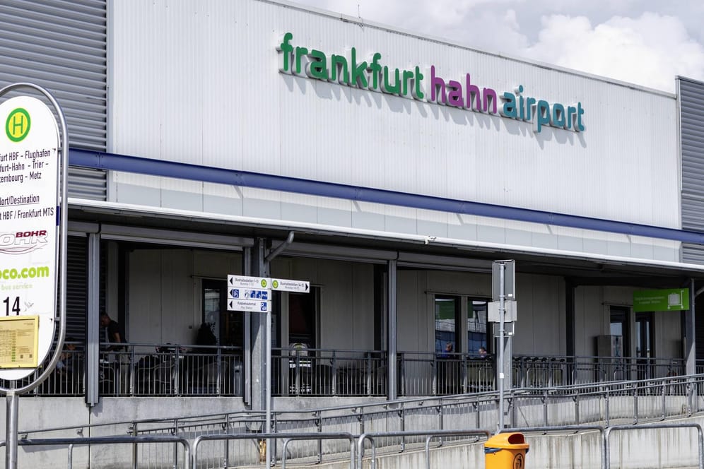 Der Flughafen Frankfurt-Hahn: Nach der Corona-Pandemie ist die GmbH insolvent.