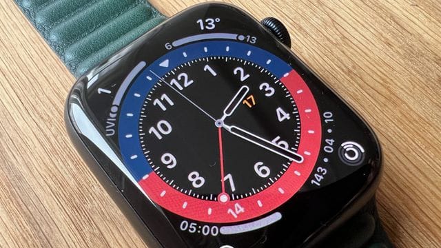 Das Display der neuen Apple Watch Series 7 ist im Vergleich zum Vorgänger um rund ein Fünftel größer.