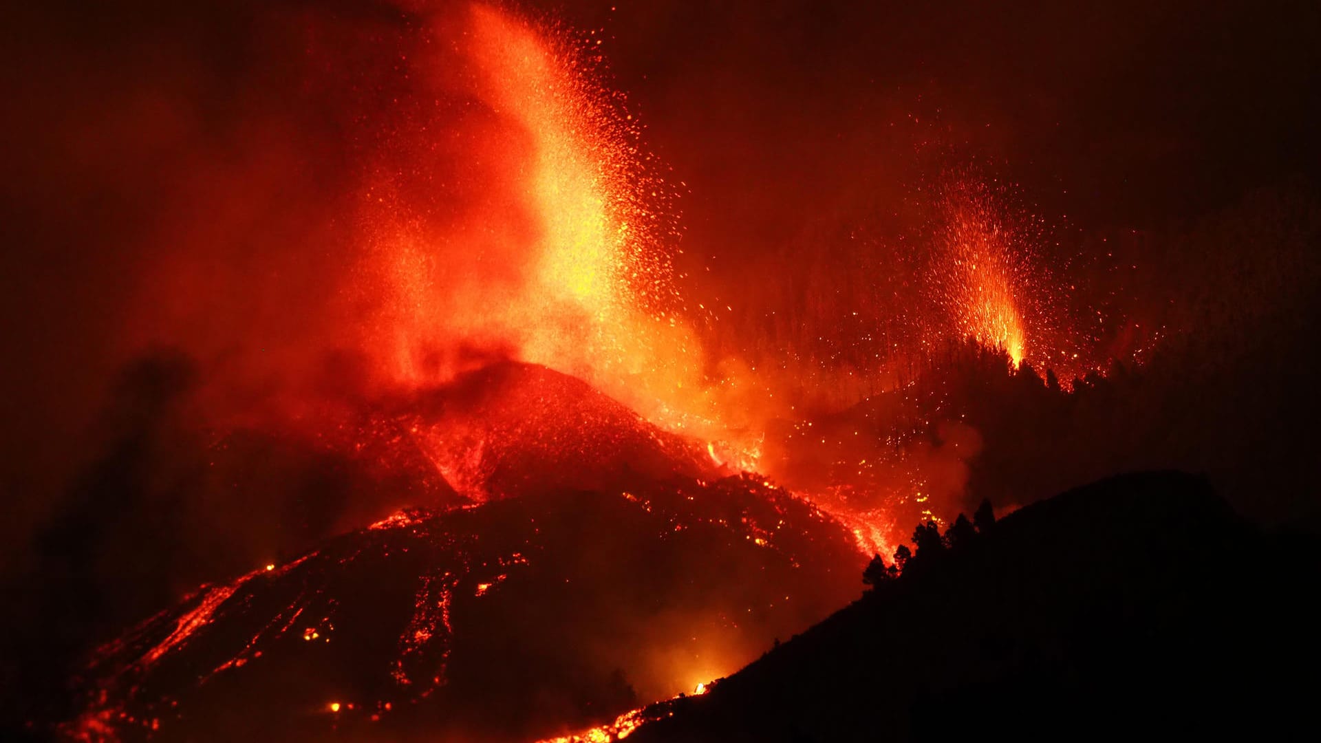 La Palma: Der Vulkan auf der kanarischen Insel ist erstmals seit 50 Jahren wieder aktiv geworden.