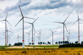 Windpark Lichtenau, Deutschlands größter Inland-Windpark (Symbolbild): Strom hat sich seit Jahresbeginn stark verteuert.
