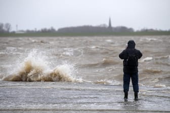 Sturm in Niedersachsen, Bremerhaven: Dort könnte der erste Herbststurm für ordentlich Wirbel sorgen.