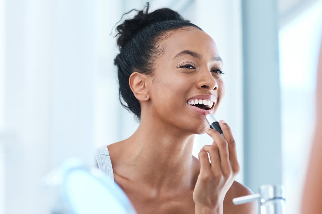 Lippenstifte im Test: Die Stiftung Warentest entdeckt kritische Substanzen in allen Produkten.